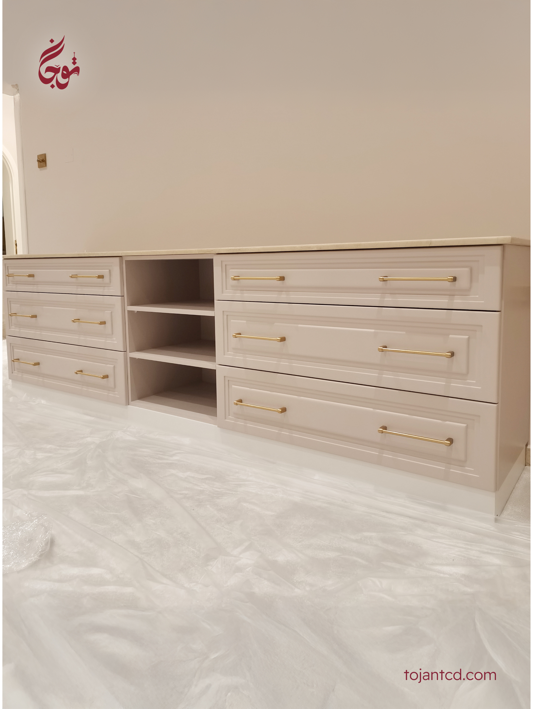 Solid Wood vs. Veneer vs. MDF: Which Is Best for Your Home?